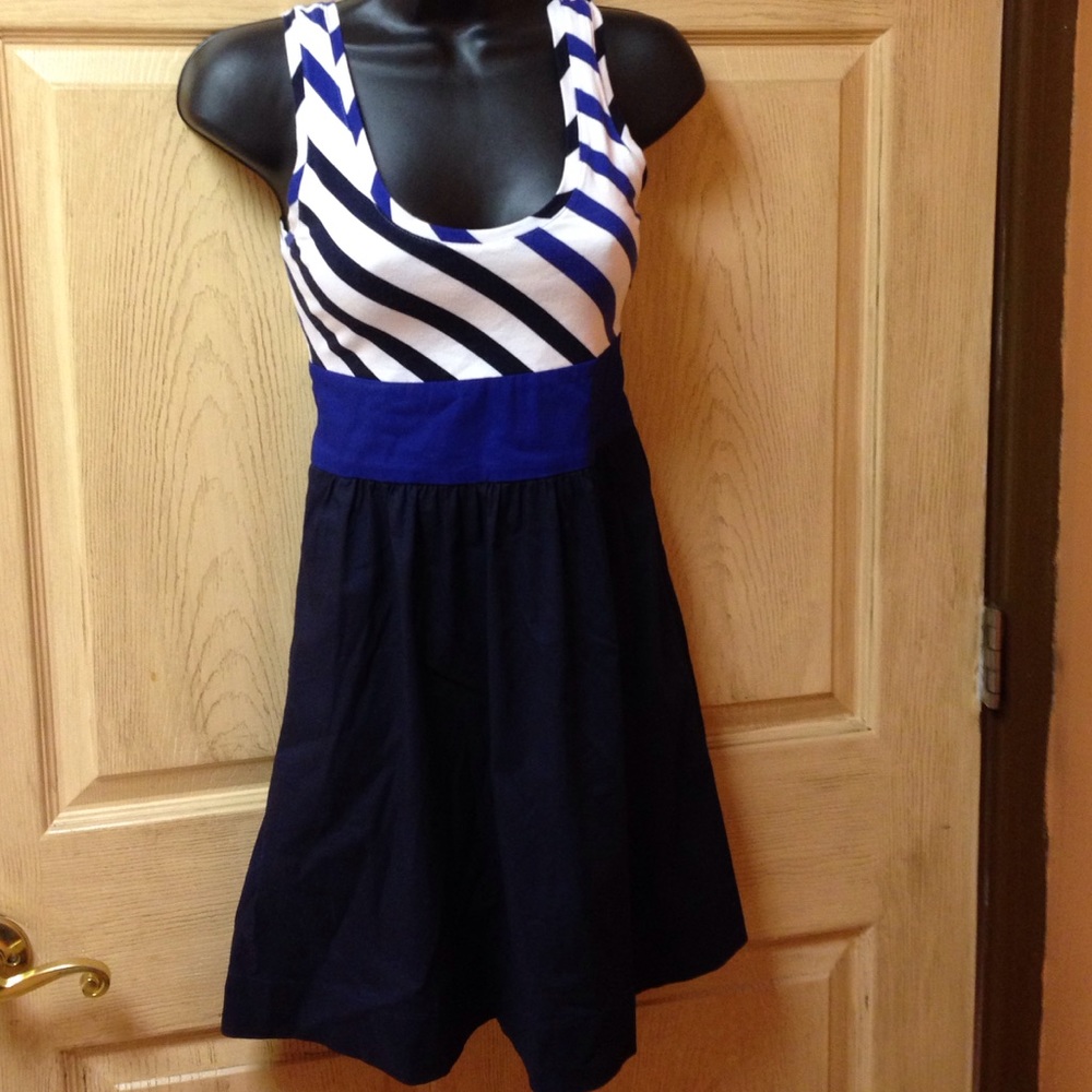 Express Dress 00